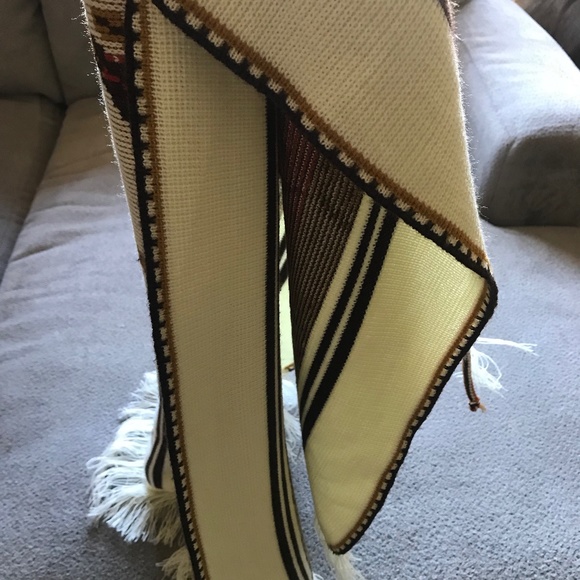 Vintage Boho 70s Bird Poncho/Shawl - Picture 6 of 6